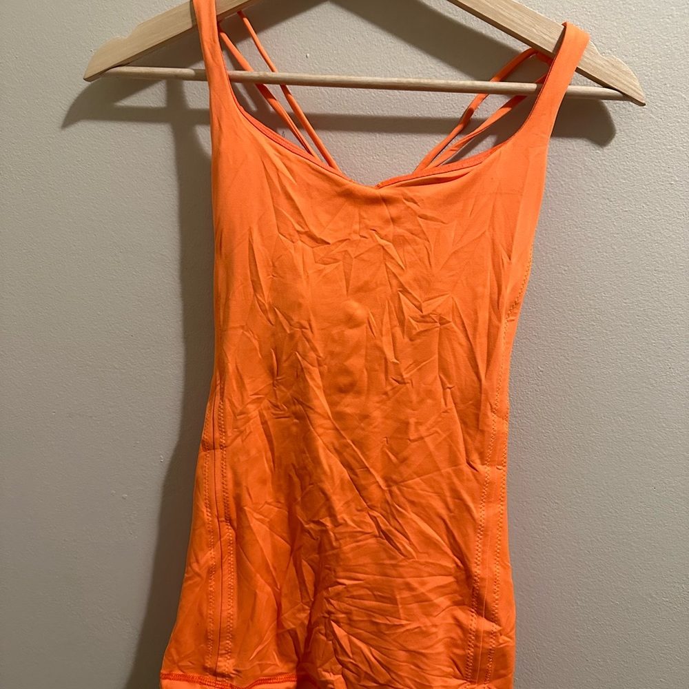 Lulu lemon strapy tank 🍊